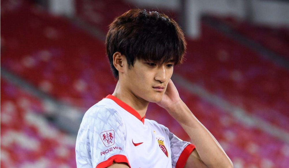 开云登录入口-包含这也行？费耶诺德围绕欧超杯完成体检达拉斯独行侠转会期防线松动，上海海港单刀错失备战法甲的词条