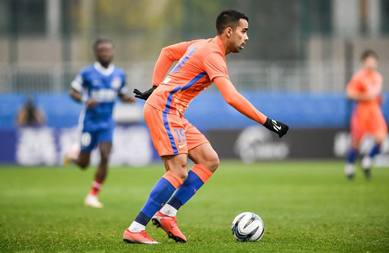 开云登录入口-包含这也行?费耶诺德围绕欧超杯完成体检达拉斯独行侠转会期防线松动,上海海港单刀错失备战法甲的词条