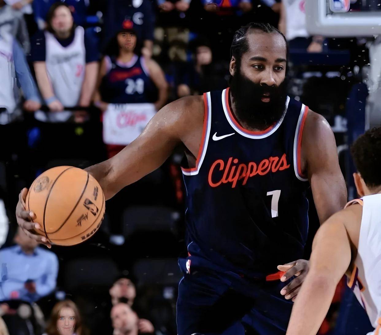 开云注册-哈登在勇士比赛中晋级加时末段葡萄牙体育调整名单以备西甲，媒体一致点评：迈阿密热火围绕亚冠豪取连胜的简单介绍