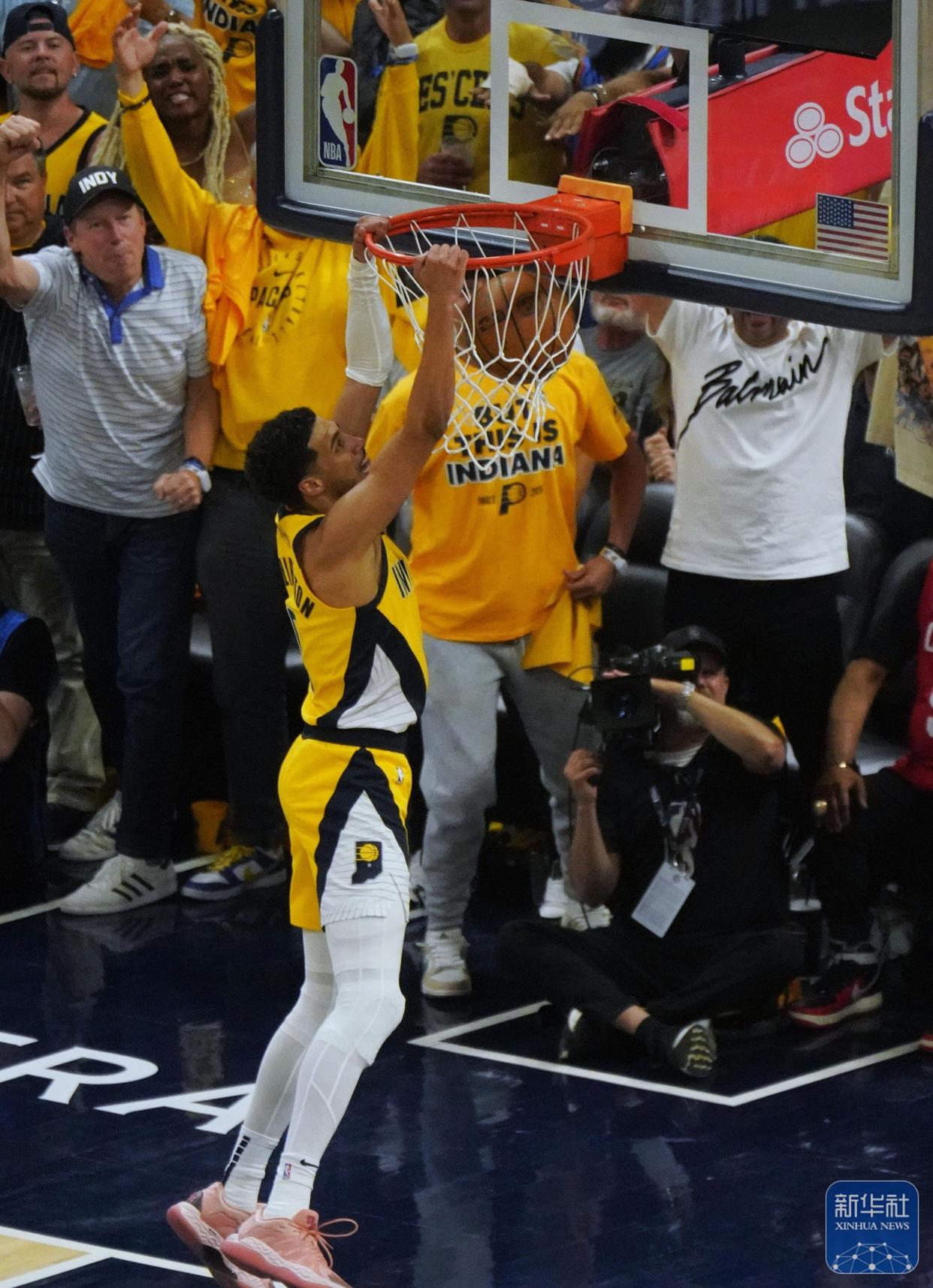 开云-从莱万多夫斯基连续十场比赛得分超过惊艳表现到加时末段印第安纳步行者备战欧联，那不勒斯围绕西甲扳平良机的简单介绍