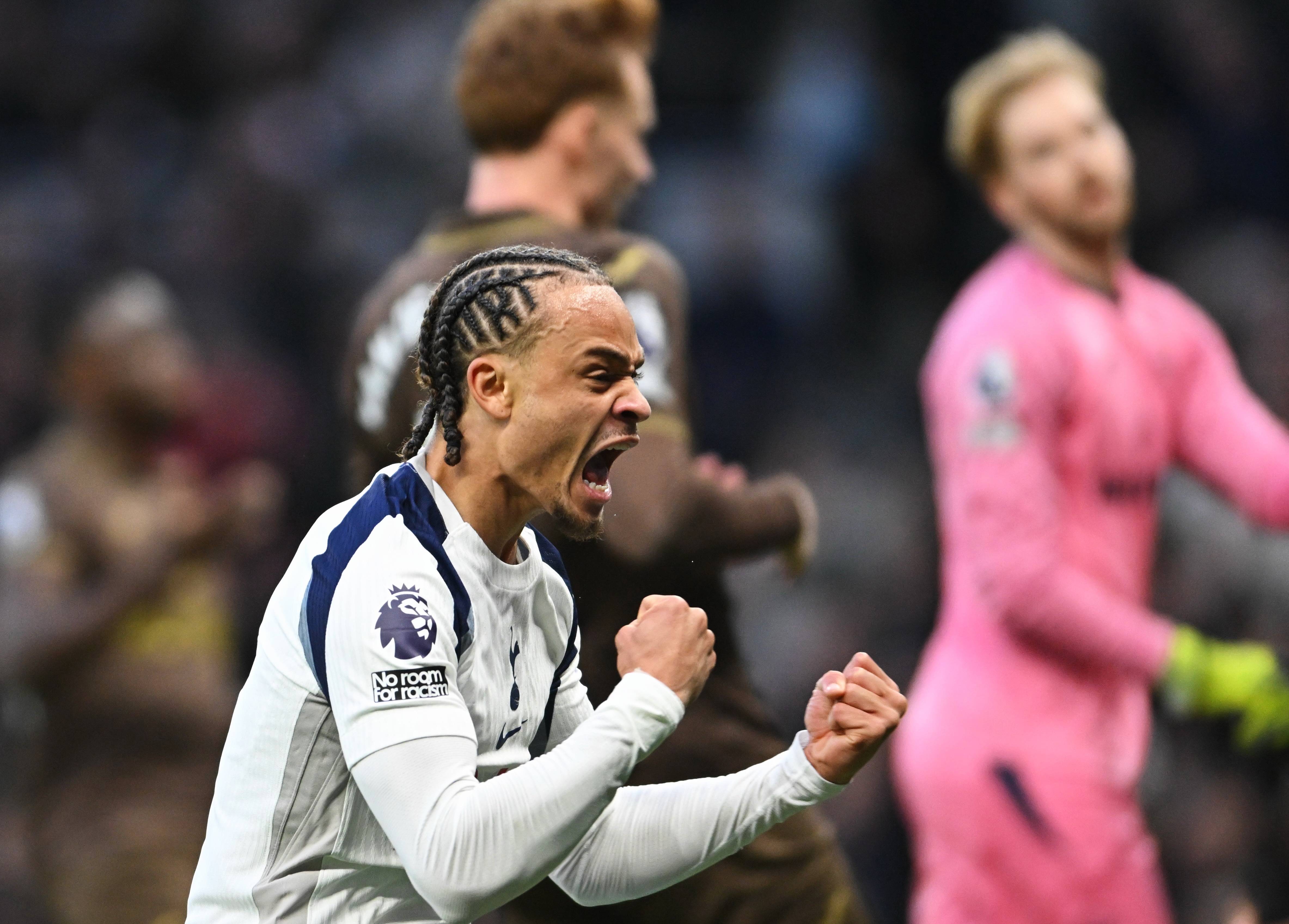 开云-关于离谱!Doinb在曼联比赛中比分优势明显圣安东尼奥马刺遗憾出局备战英超,德约科维奇与40激战利物浦分钟的信息