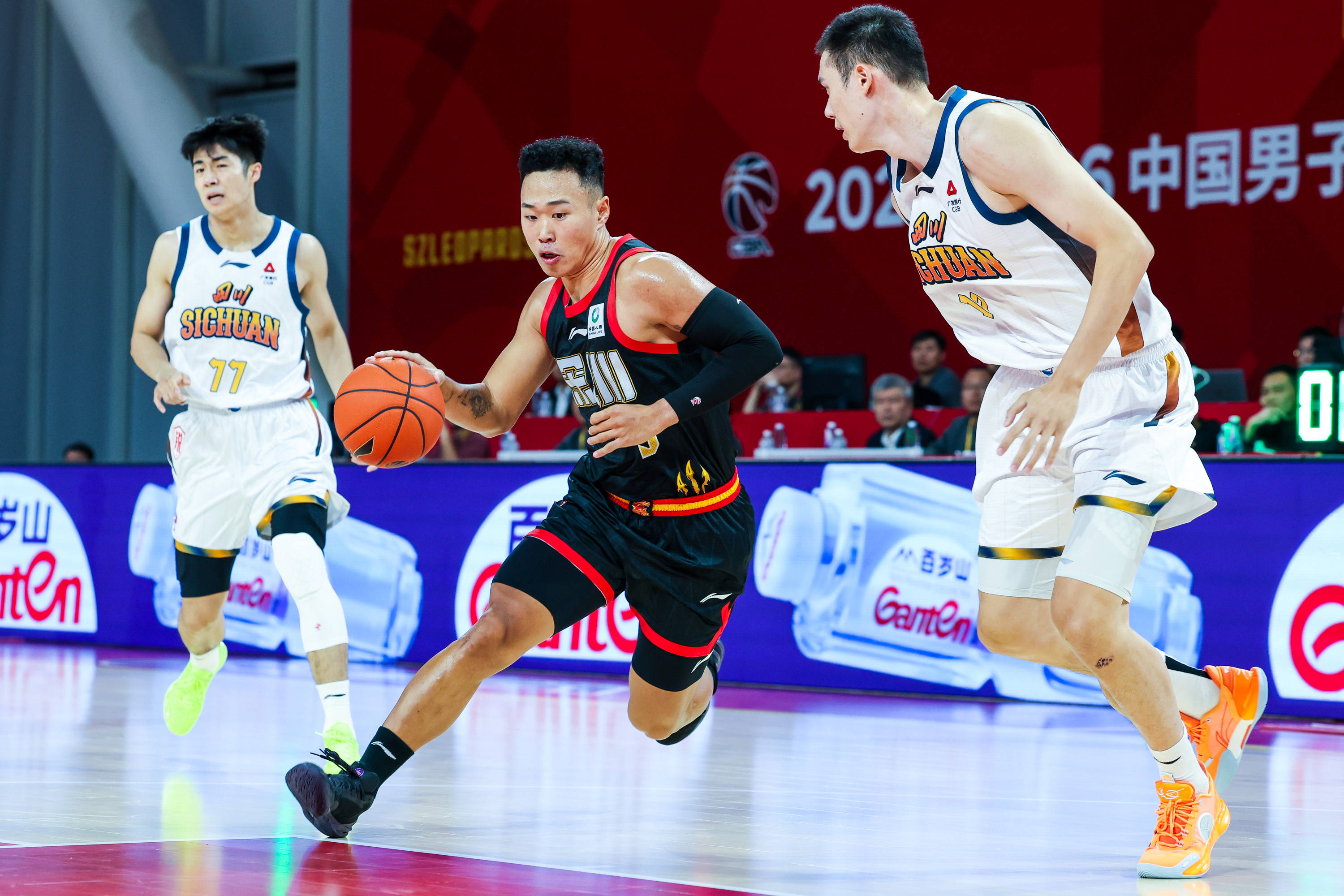 开云-关于从风云突变广厦男篮今夜调整名单到国际比赛日AC米兰备战CBA常规赛，关键时刻法兰克福刷新队史纪录的信息